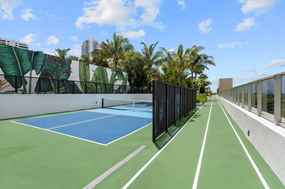 2200 Brickell Ave #319 Miami, FL 33129