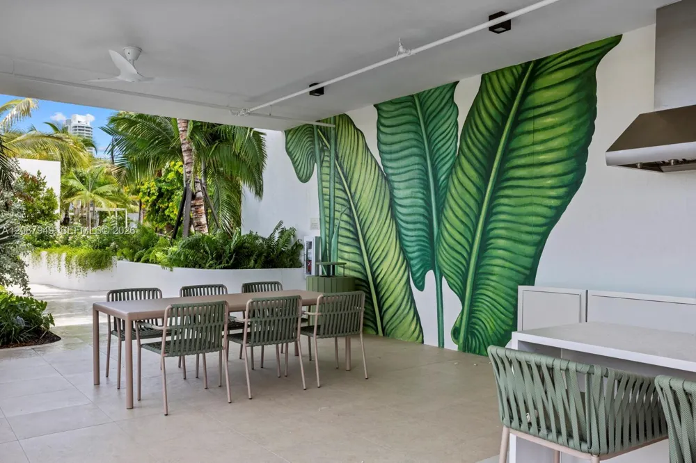 2200 Brickell Ave #319 Miami, FL 33129