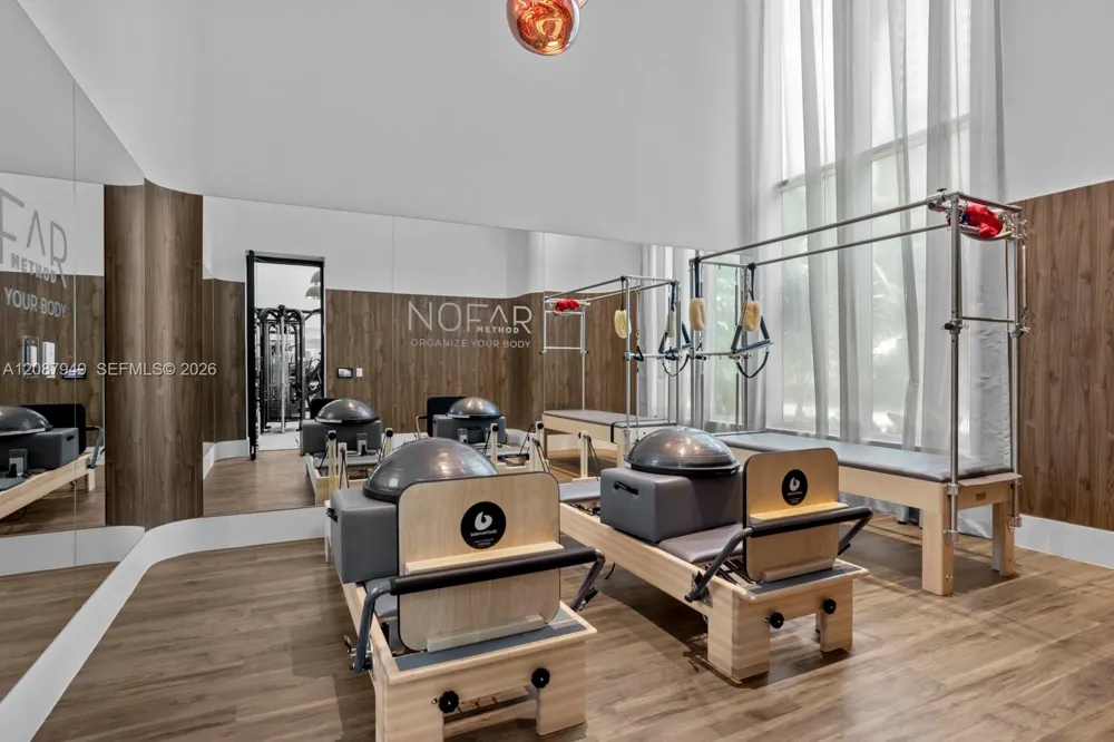 2200 Brickell Ave #319 Miami, FL 33129