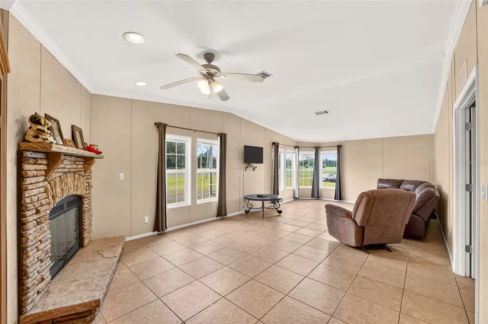 15271 NE COUNTY ROAD 339 Trenton, FL 32693