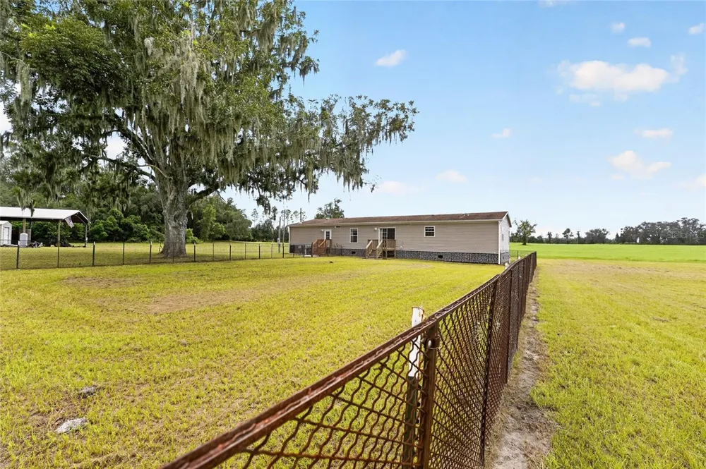 15271 NE COUNTY ROAD 339 Trenton, FL 32693