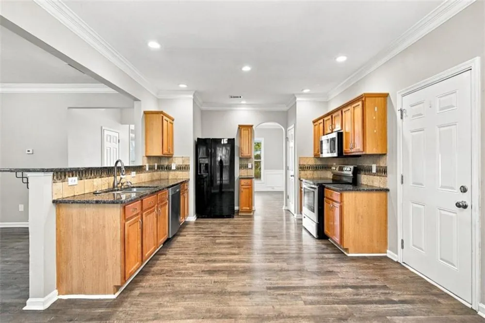108 Oleander Way Canton, GA 30114