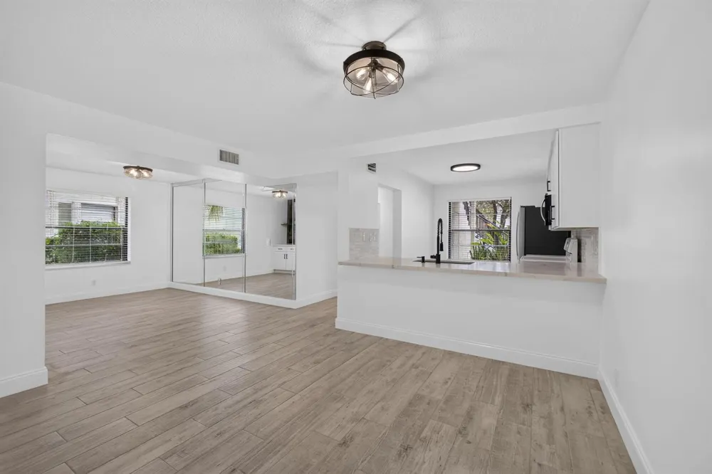 1701 Sabal Ridge Circle #D Palm Beach Gardens, FL 33418
