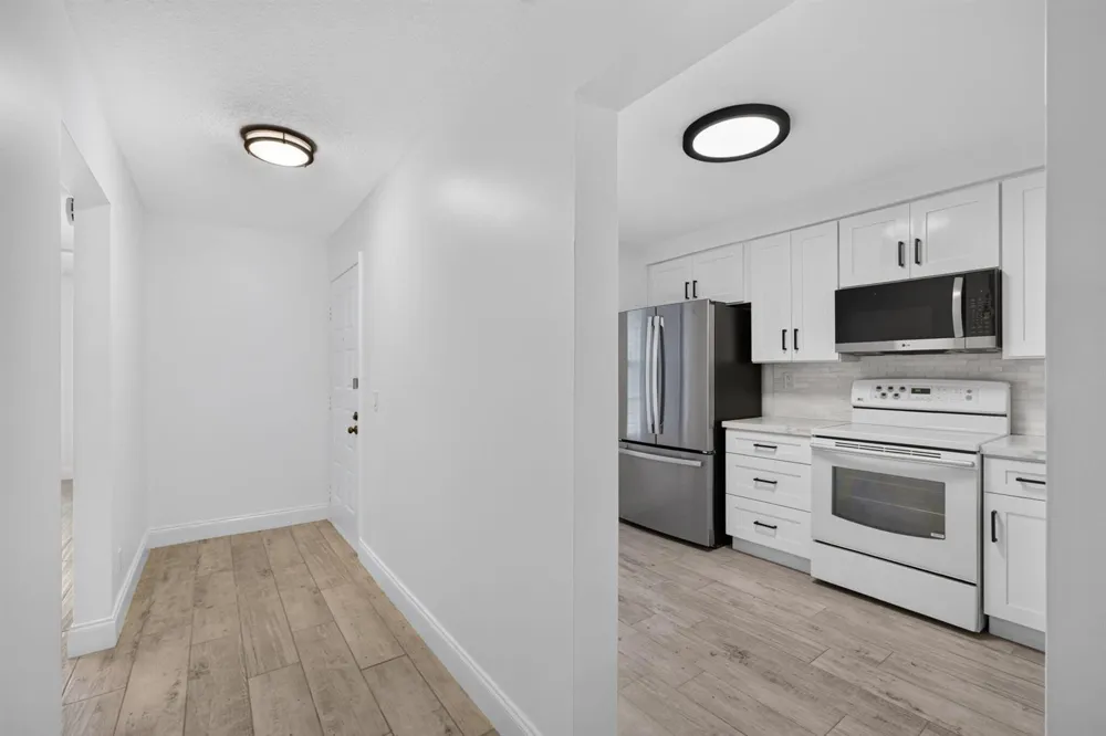 1701 Sabal Ridge Circle #D Palm Beach Gardens, FL 33418