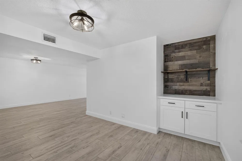1701 Sabal Ridge Circle #D Palm Beach Gardens, FL 33418