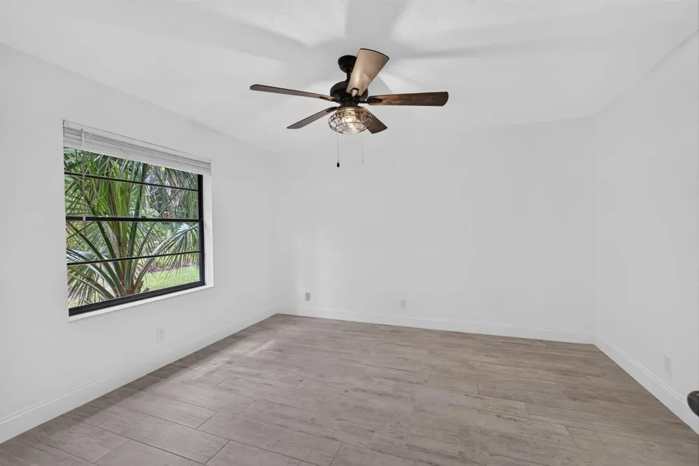 1701 Sabal Ridge Circle #D Palm Beach Gardens, FL 33418