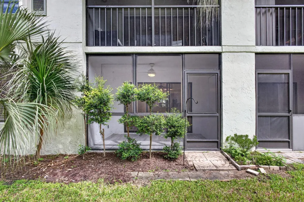 1701 Sabal Ridge Circle #D Palm Beach Gardens, FL 33418