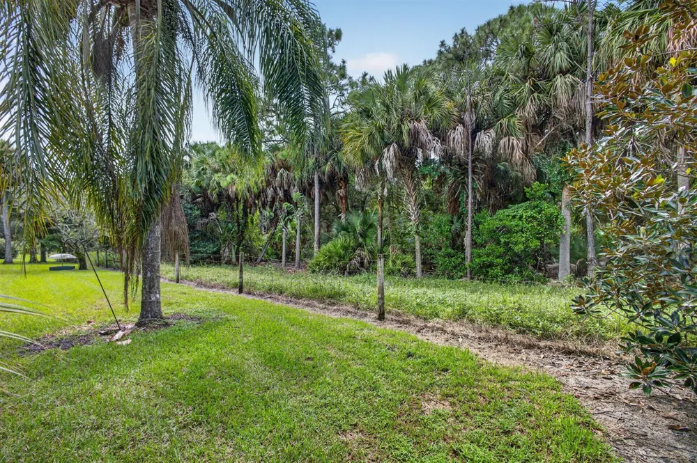 1701 Sabal Ridge Circle #D Palm Beach Gardens, FL 33418