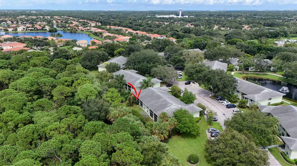 1701 Sabal Ridge Circle #D Palm Beach Gardens, FL 33418
