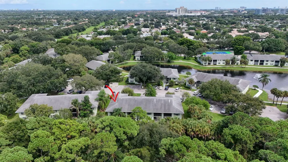 1701 Sabal Ridge Circle #D Palm Beach Gardens, FL 33418