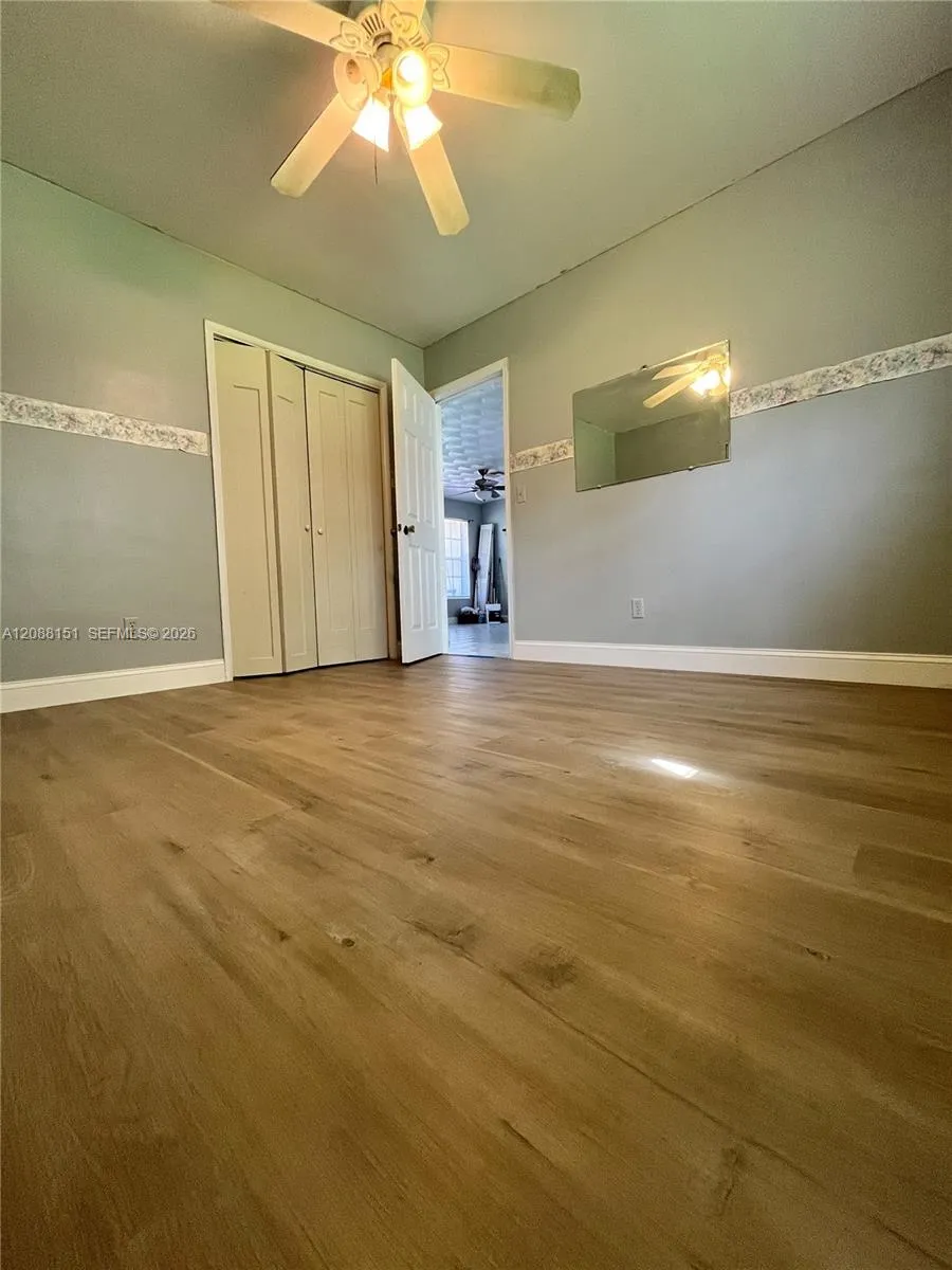 371 SW 67th Ter Pembroke Pines, FL 33023