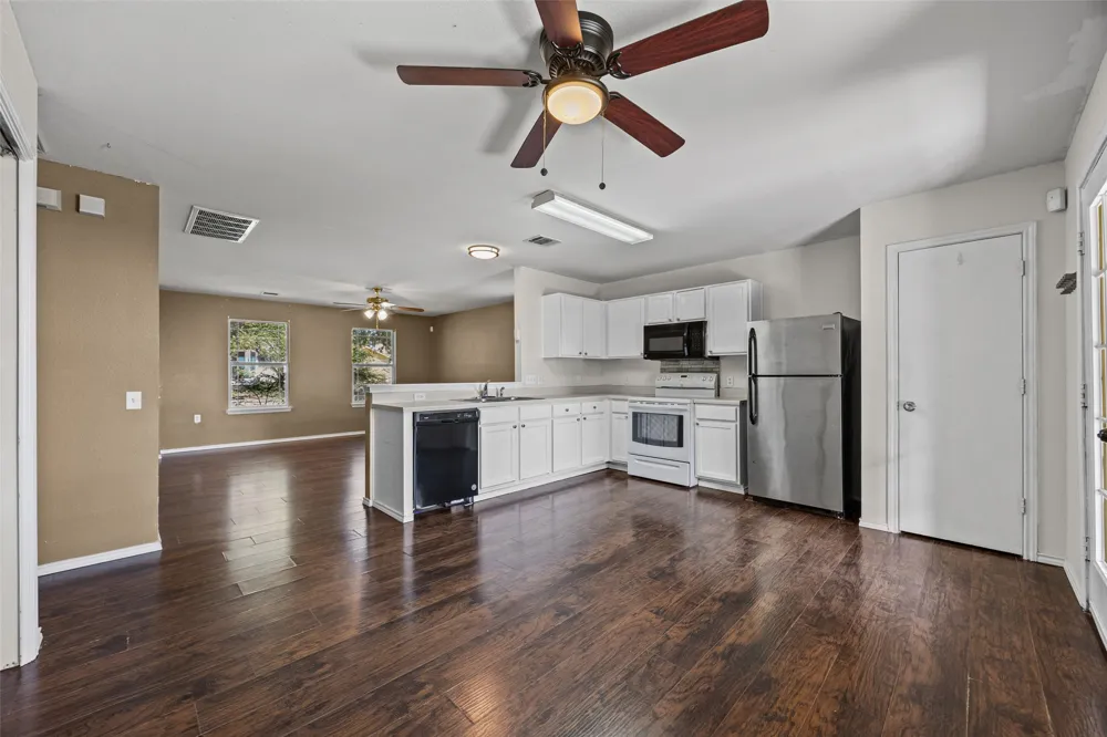 17816 Powder Creek Drive Manor, TX 78653