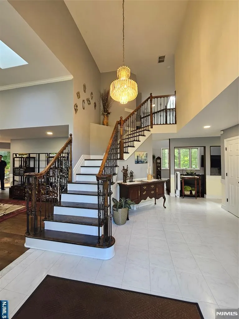 11 Fox Hill Drive Wayne, NJ 07470