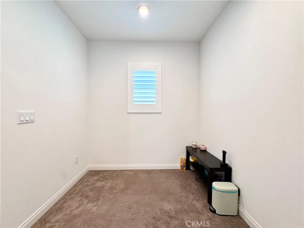 16066 Carrara Lane Fontana, CA 92336