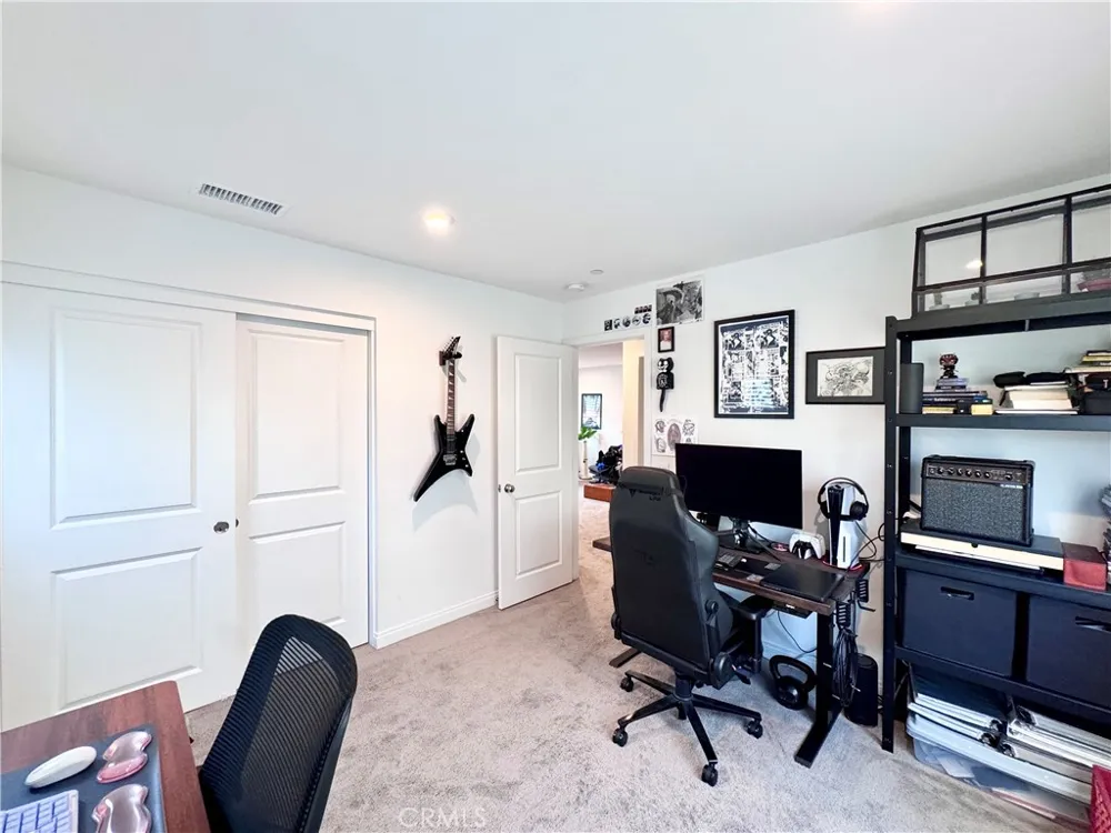 16066 Carrara Lane Fontana, CA 92336