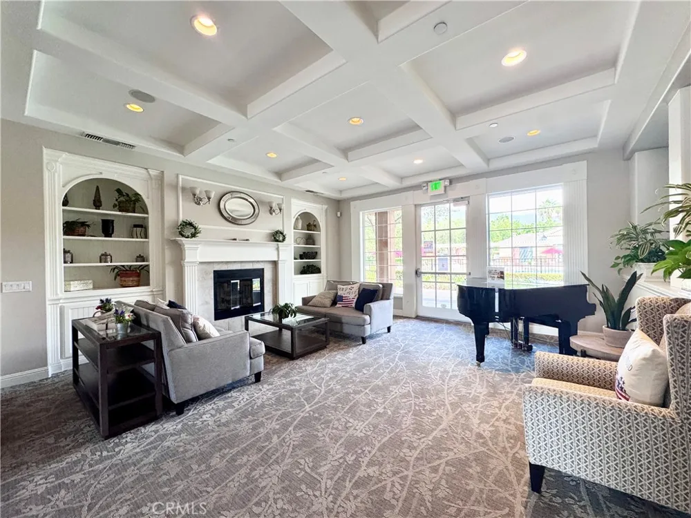 16066 Carrara Lane Fontana, CA 92336