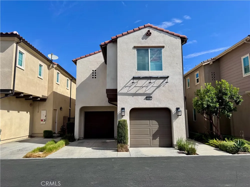 16066 Carrara Lane Fontana, CA 92336