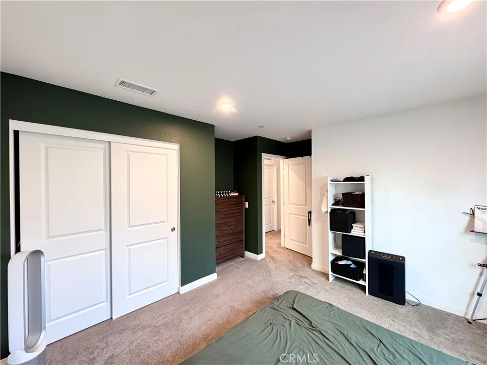 16066 Carrara Lane Fontana, CA 92336