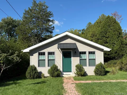 53 Rock City Road