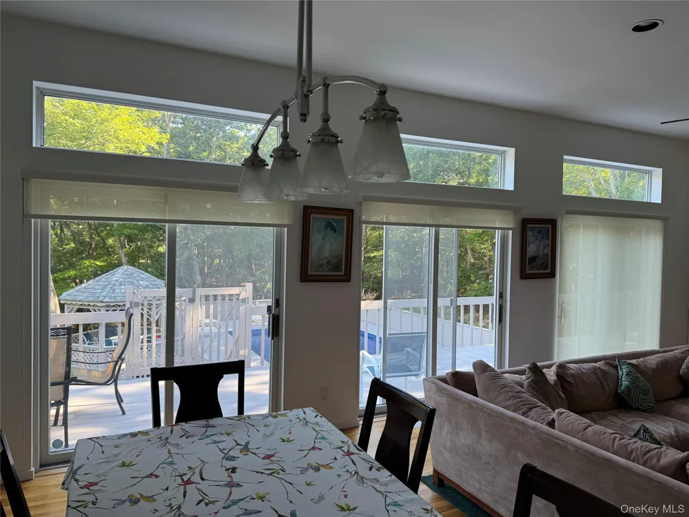 2 Little Court East Hampton, NY 11937