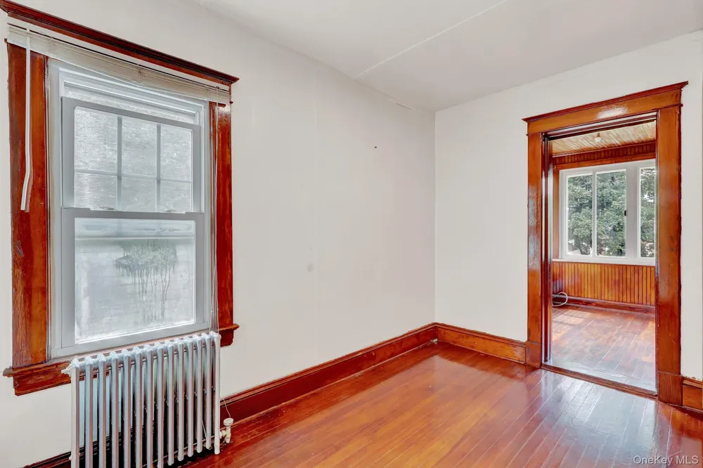 30 Brentwood Parkway Brentwood, NY 11717