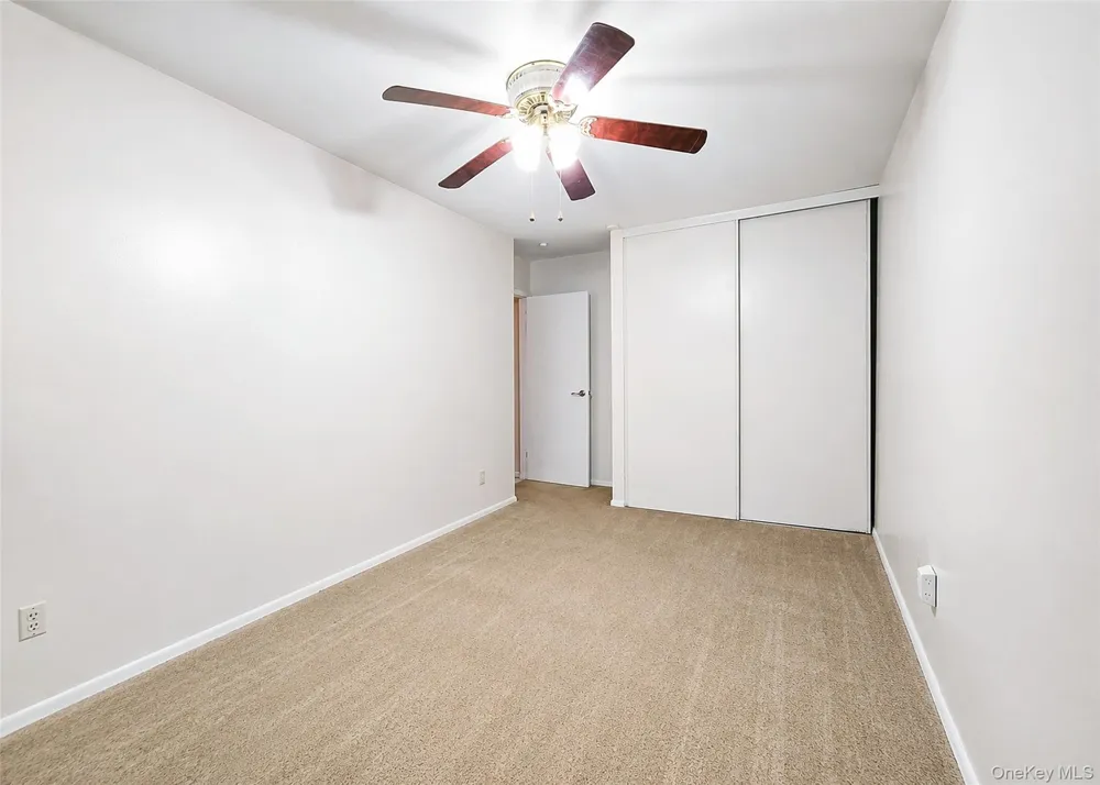 1 Wooded Way #1 Calverton, NY 11933