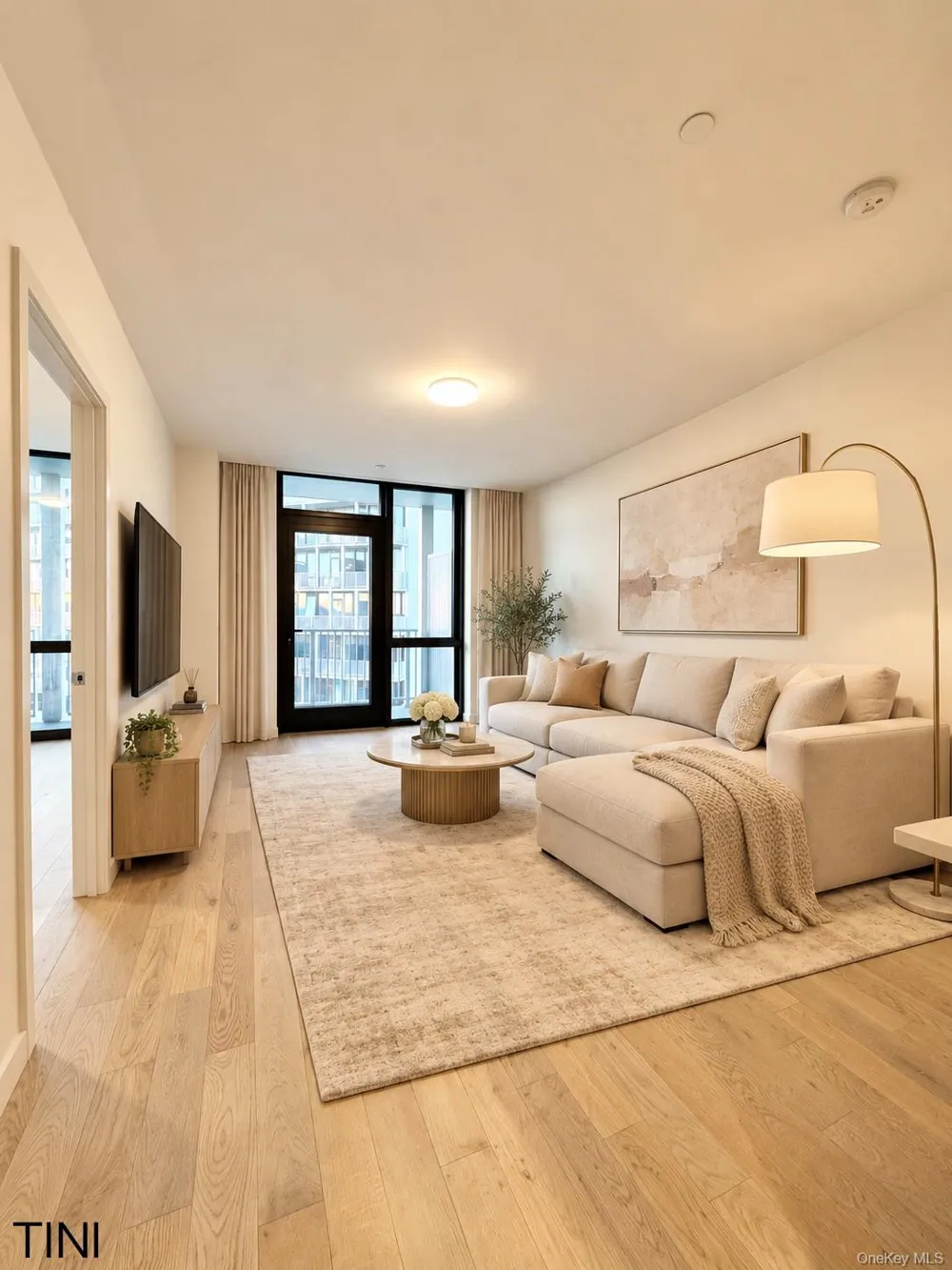 131-02 B 40th Road #16M Flushing, NY 11354