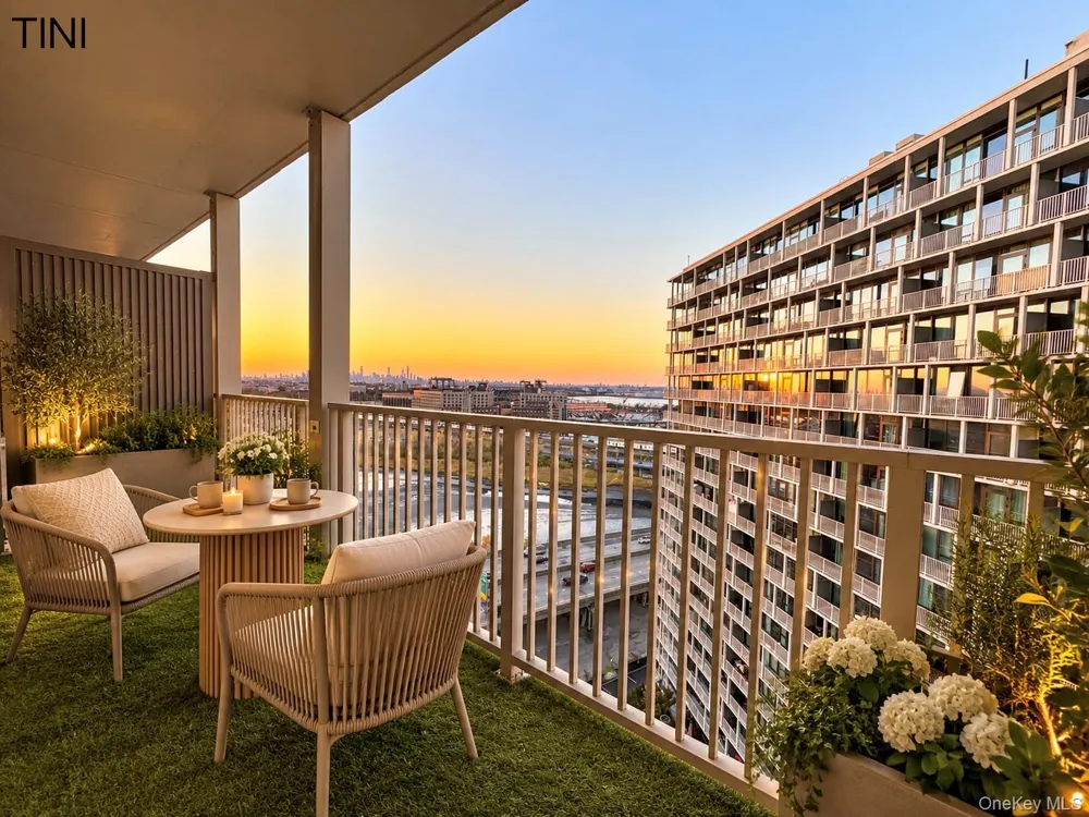 131-02 B 40th Road #16M Flushing, NY 11354