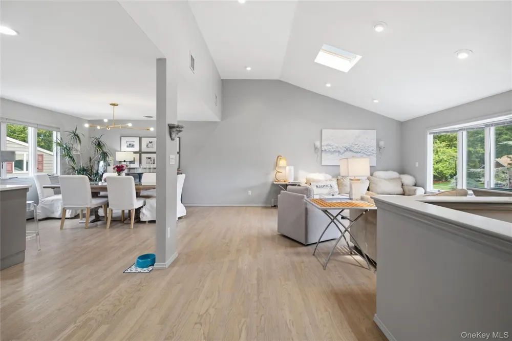 24 Sal Court Bohemia, NY 11716
