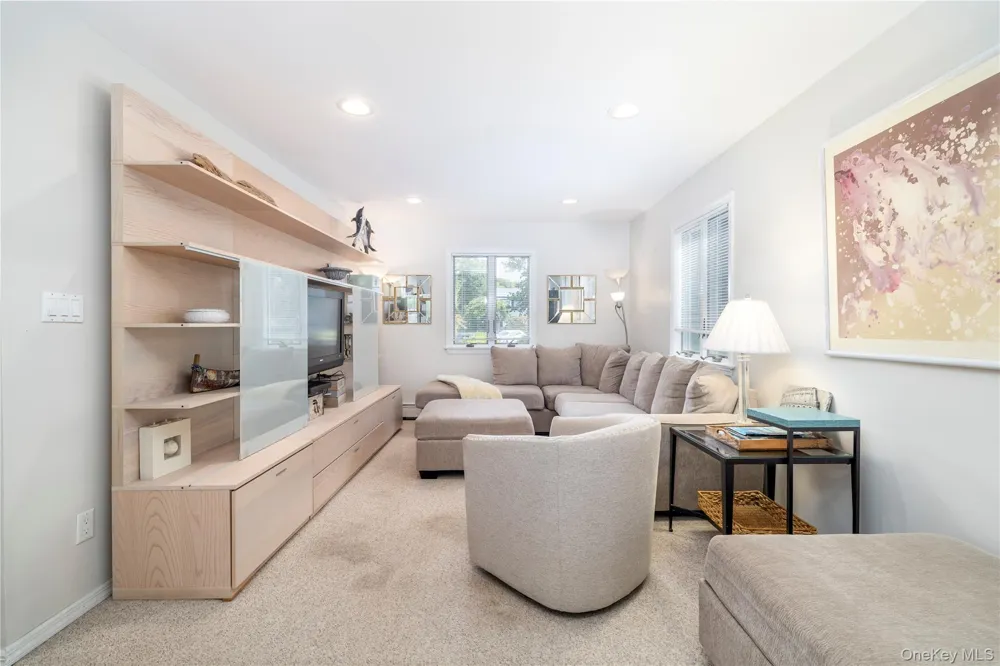 24 Sal Court Bohemia, NY 11716