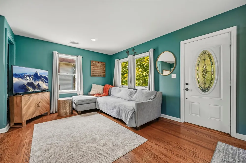 30 Glenmere Avenue Florida, NY 10921