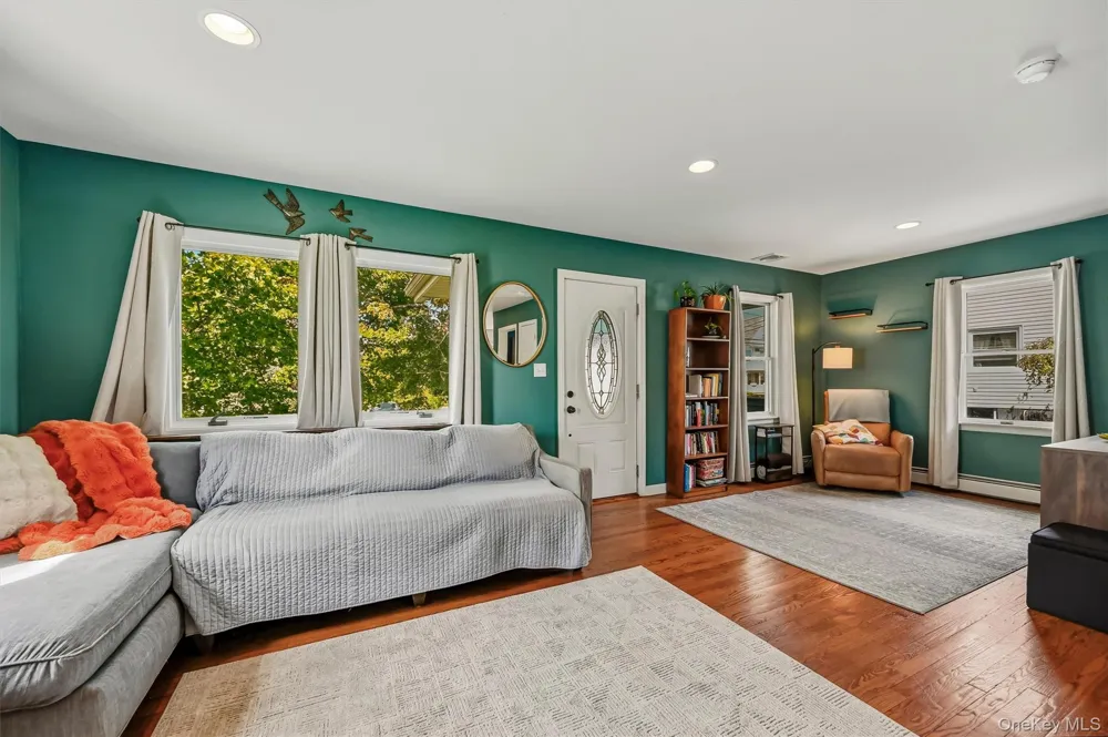 30 Glenmere Avenue Florida, NY 10921
