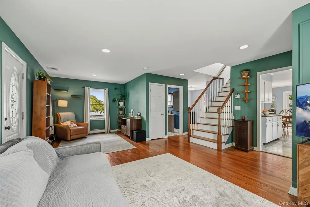 30 Glenmere Avenue Florida, NY 10921