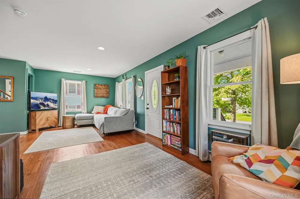 30 Glenmere Avenue Florida, NY 10921