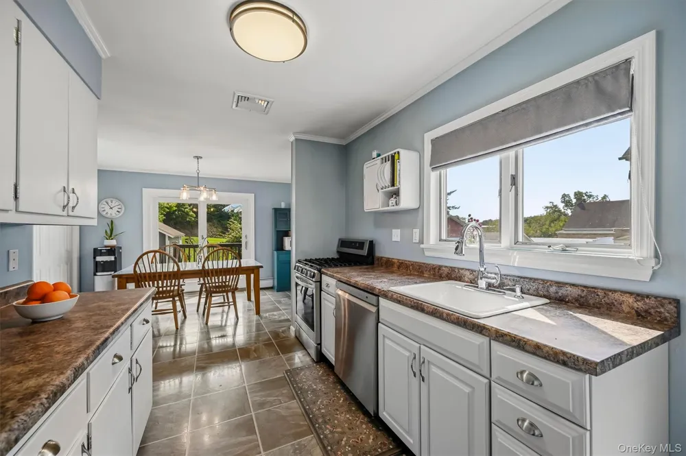 30 Glenmere Avenue Florida, NY 10921