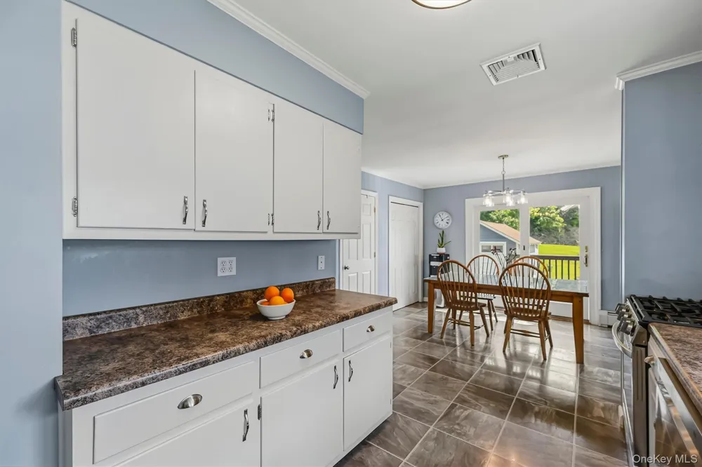 30 Glenmere Avenue Florida, NY 10921