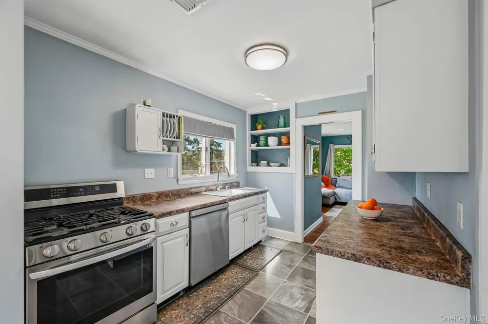 30 Glenmere Avenue Florida, NY 10921