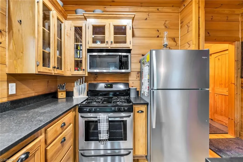 309 Flint River Drive Laurel Springs, NC 28644