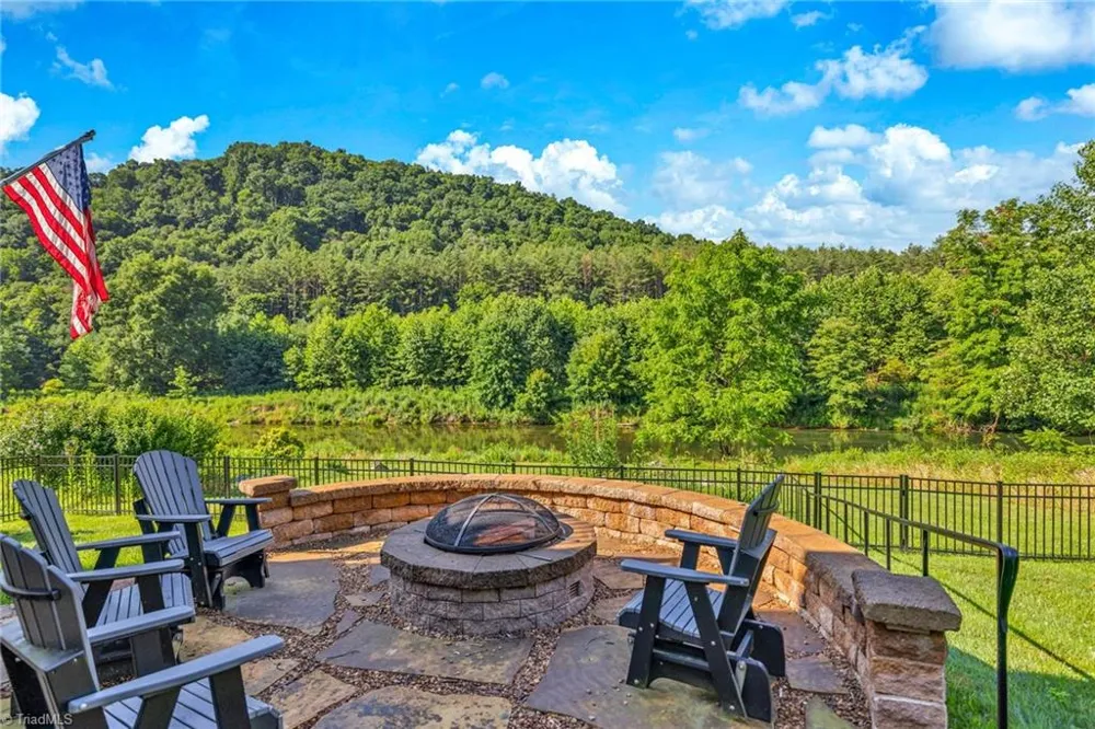 309 Flint River Drive Laurel Springs, NC 28644