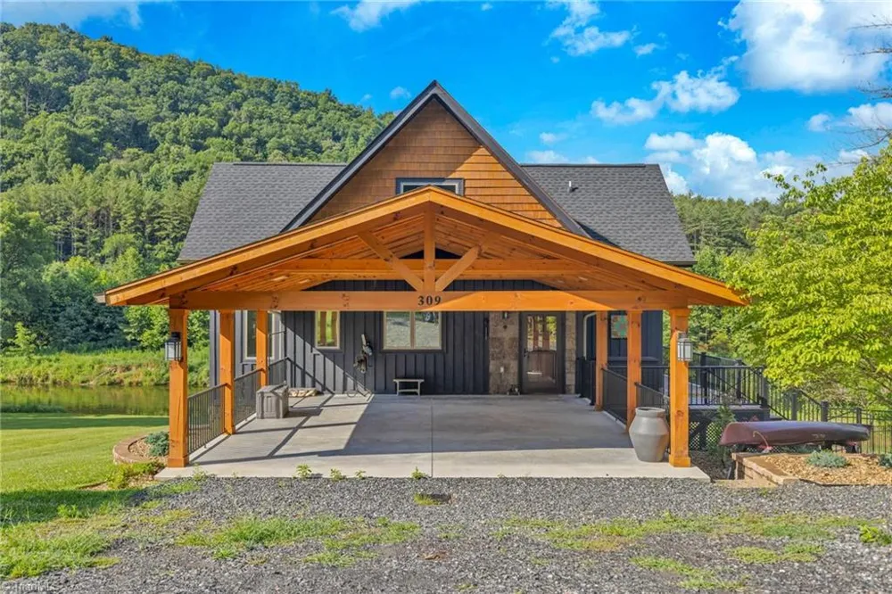 309 Flint River Drive Laurel Springs, NC 28644