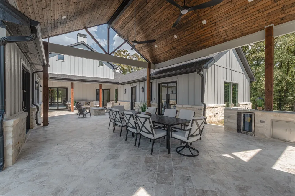 574 Clubhouse Drive Corsicana, TX 75109