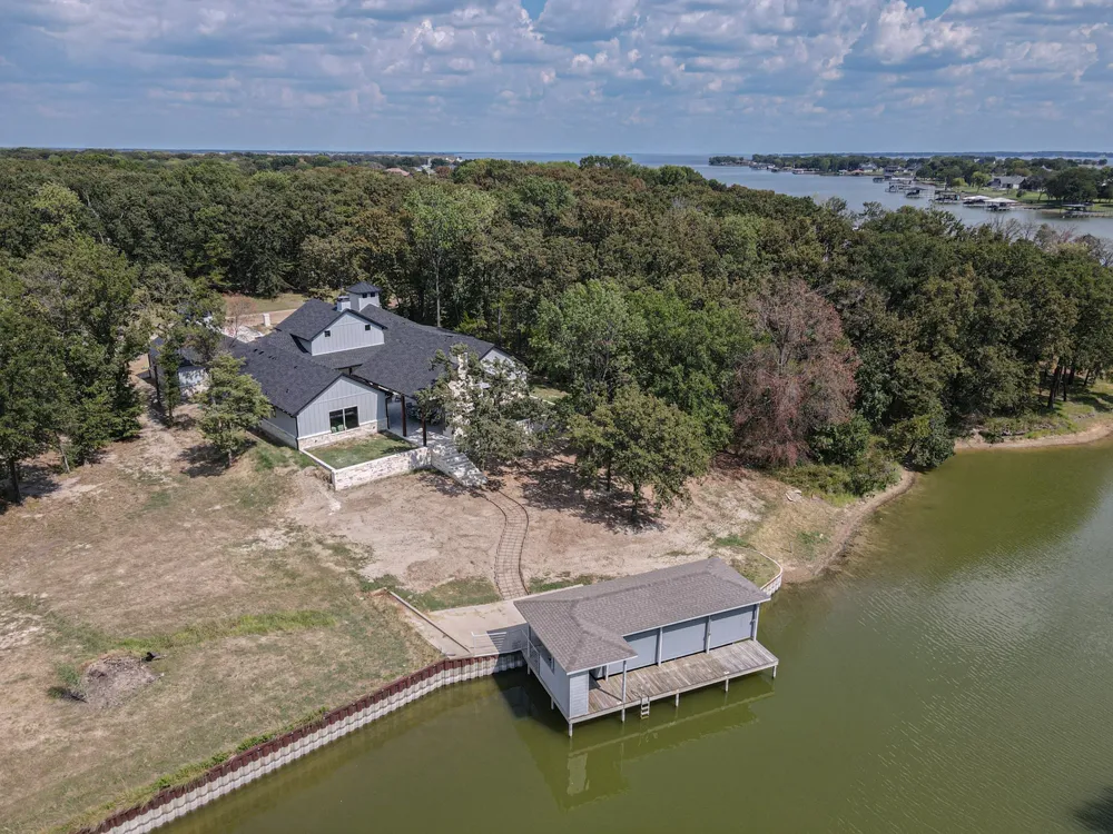 574 Clubhouse Drive Corsicana, TX 75109