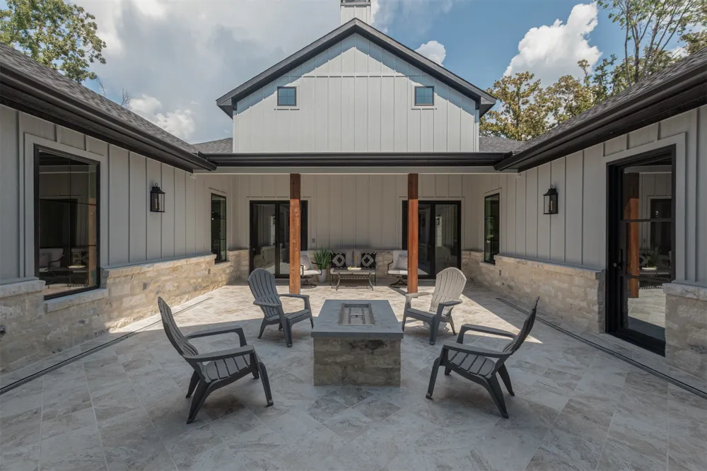 574 Clubhouse Drive Corsicana, TX 75109