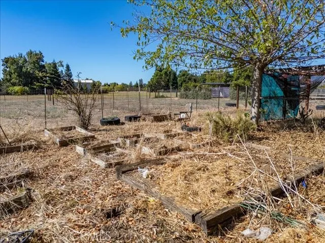 3212 Ark Way Cottonwood, CA 96022