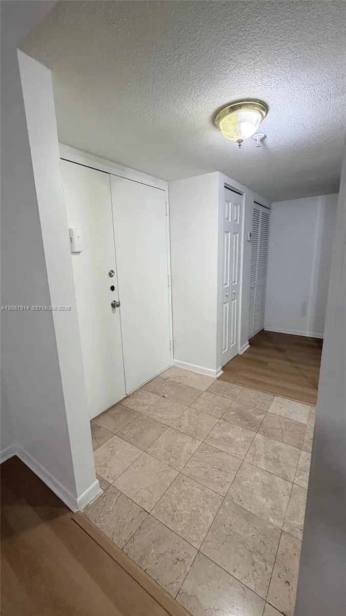17890 W Dixie Hwy 215 Hwy #215 North Miami Beach, FL 33160