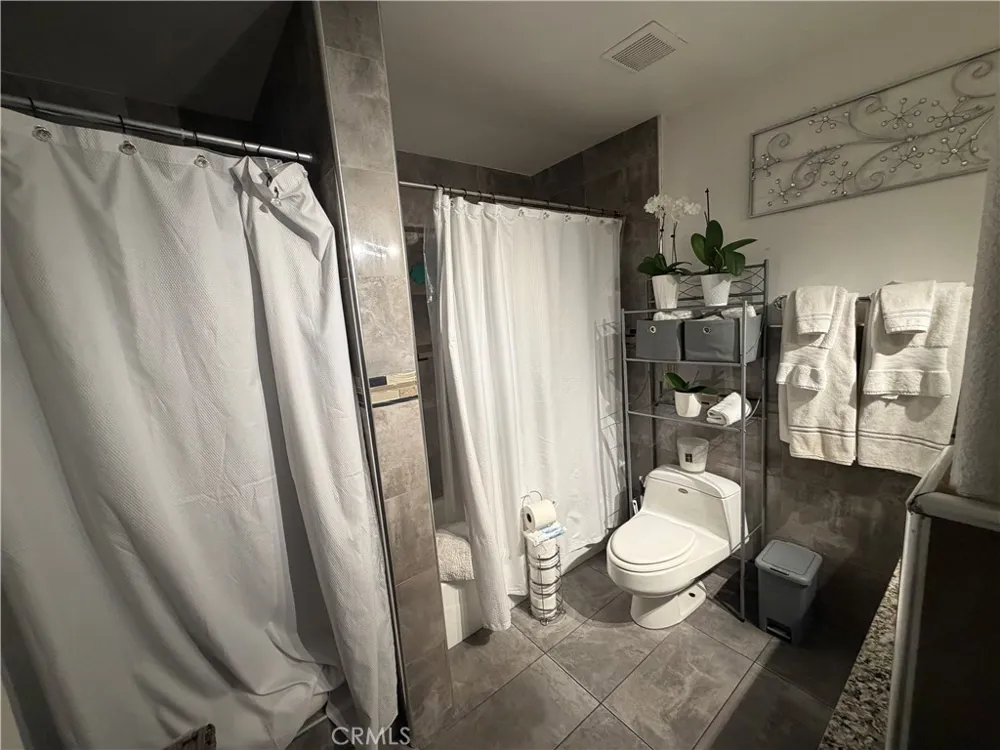1602 N King A4 Santa Ana, CA 92706