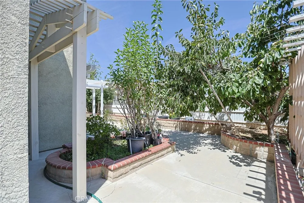 28611 Lupine St Castaic, CA 91384