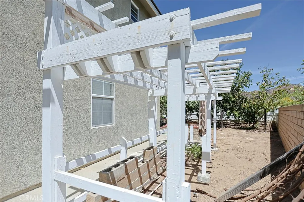 28611 Lupine St Castaic, CA 91384