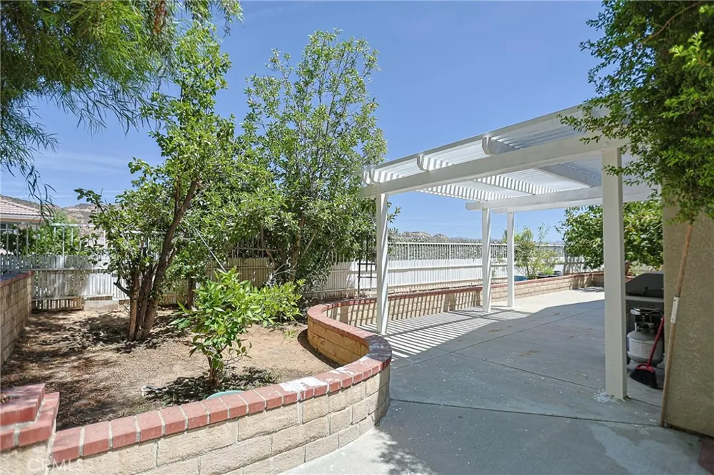 28611 Lupine St Castaic, CA 91384