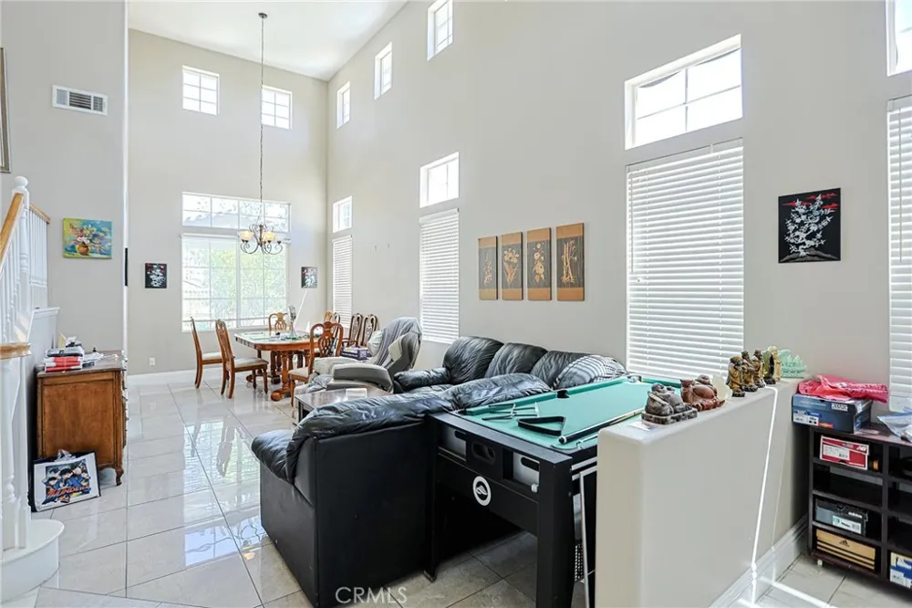 28611 Lupine St Castaic, CA 91384